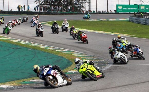 Criação da Federação Internacional de Motociclismo