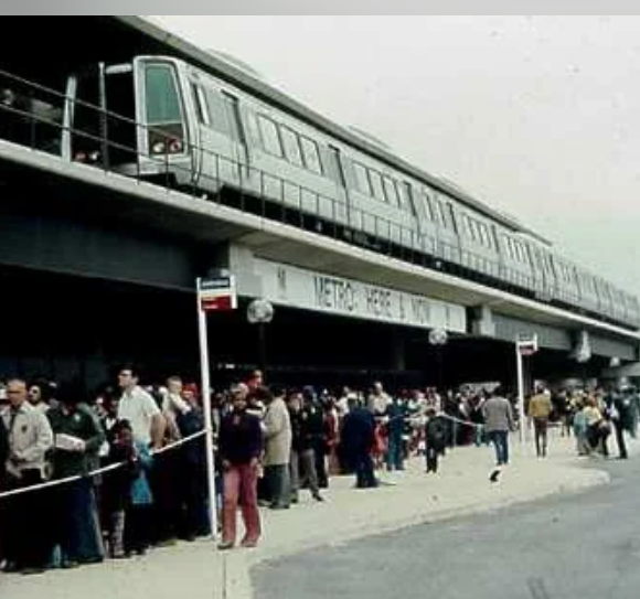 Abertura do trecho inaugural do metrô de Washington