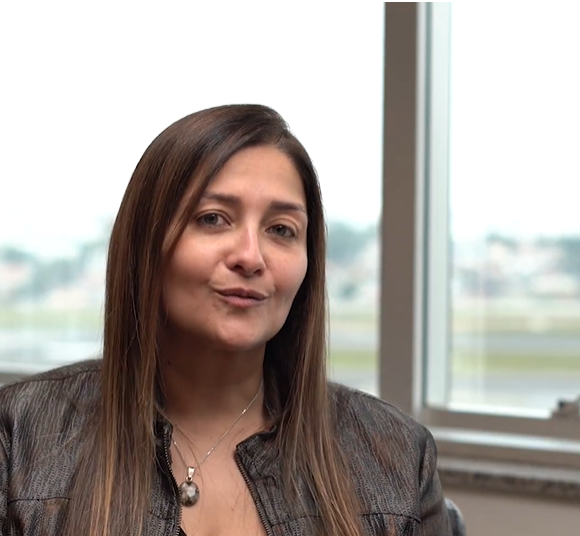 Paula Babinski – Comandante da aviação, piloto instrutora e analista de segurança de voo