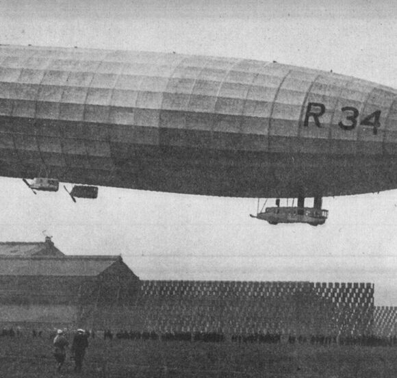 O dirigível britânico R-34 aterrou em solo americano