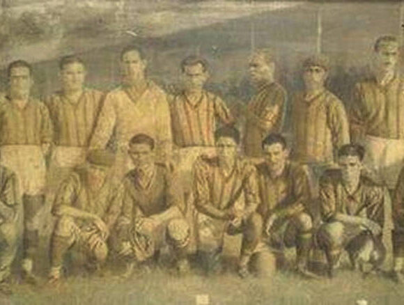 Fundado o Sport Club Rio Grande, primeiro clube de futebol do Brasil.