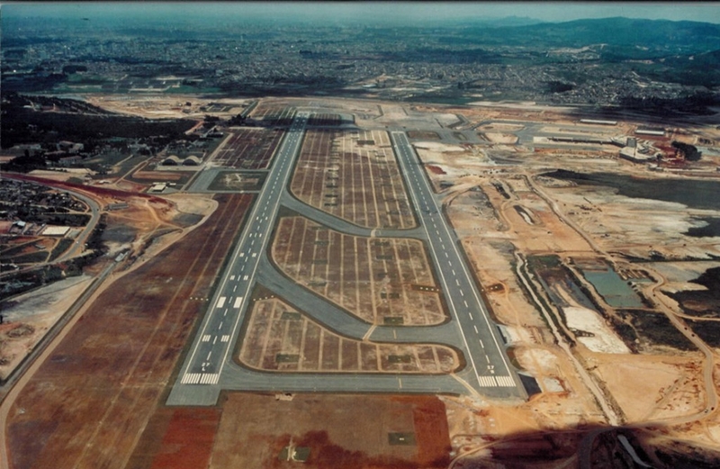 Iniciada a construção do Aeroporto Internacional de Guarulhos